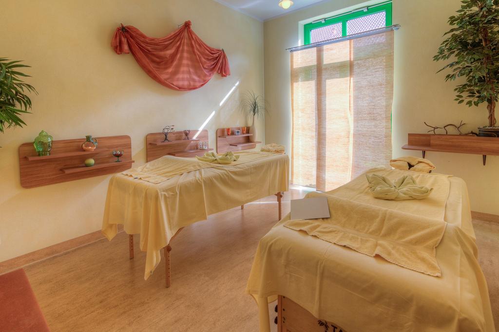 Sport- & Vital-Resort Neuer Hennings Hof برلهبرغ المظهر الخارجي الصورة