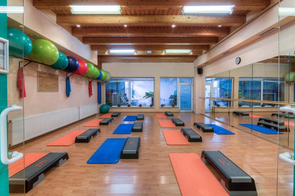 Sport- & Vital-Resort Neuer Hennings Hof برلهبرغ المظهر الخارجي الصورة